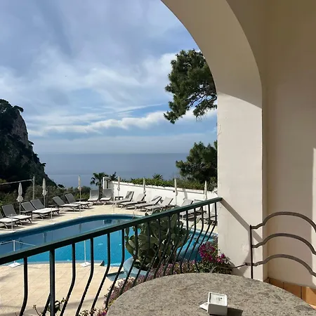 Della Piccola Marina