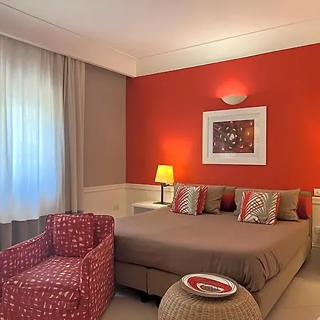 Della Piccola Marina Hotel 4*