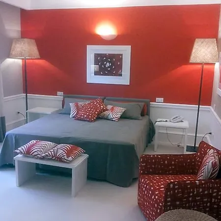 Della Piccola Marina Hotel