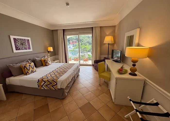 德拉皮科拉玛莉娜酒店 4* 卡普里