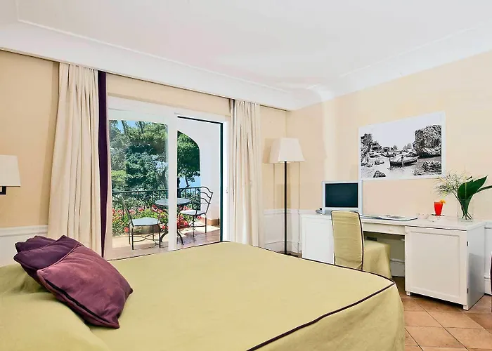 德拉皮科拉玛莉娜酒店 酒店 4*