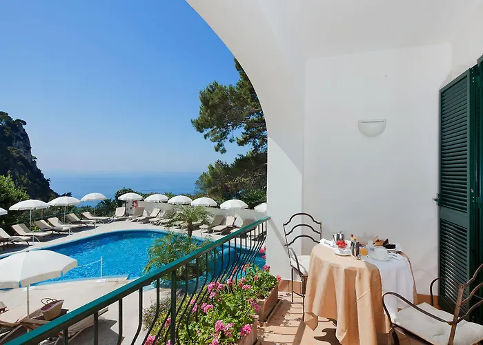 德拉皮科拉玛莉娜酒店 4*