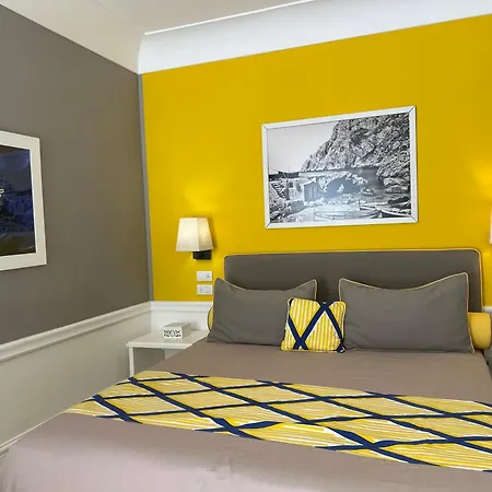 Della Piccola Marina Hotel