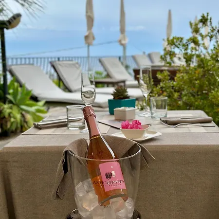 Della Piccola Marina Hotel 4*